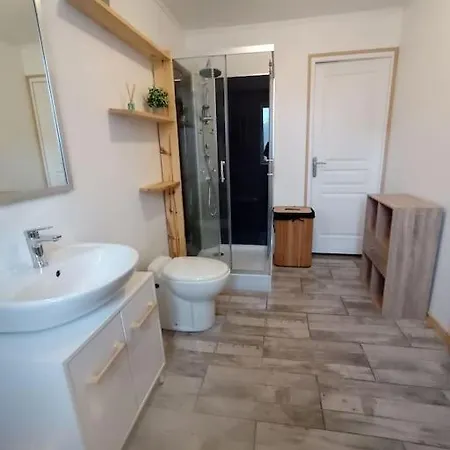 Avec Parking Et Wifi Sées