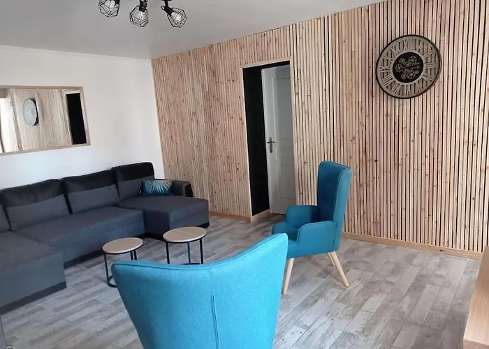 Avec Parking Et Wifi